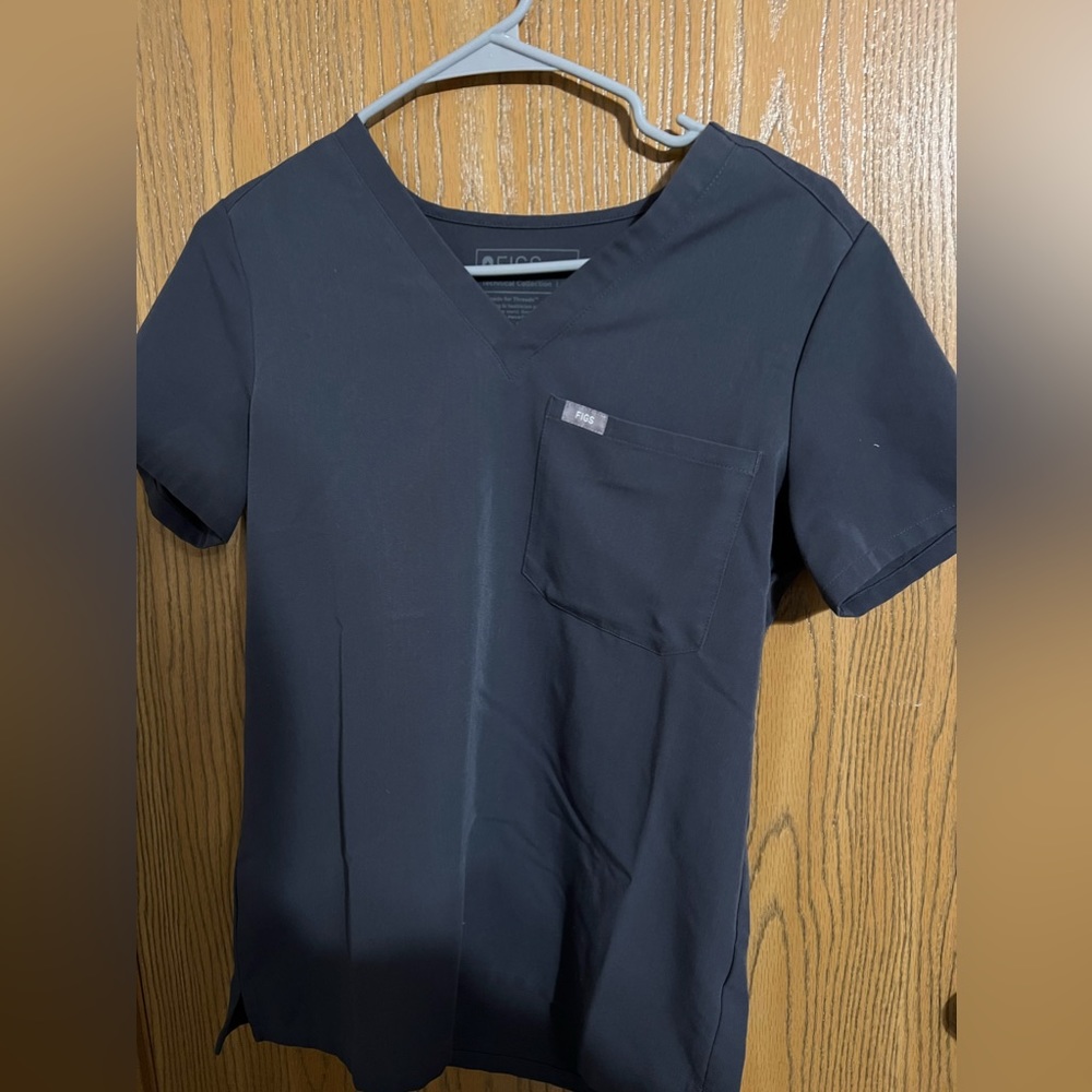 Dark grey Catarina figs top